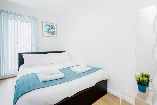 🏡Bright Double in 3 Bed Flat near North Greenwich Main Photo