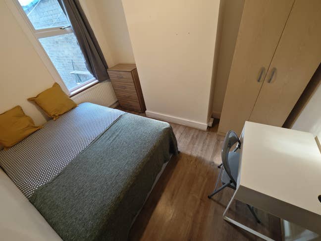 Double Room in Seven Sisters Station Main Photo