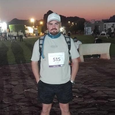 Professional Male seeks a single or double room Main Photo