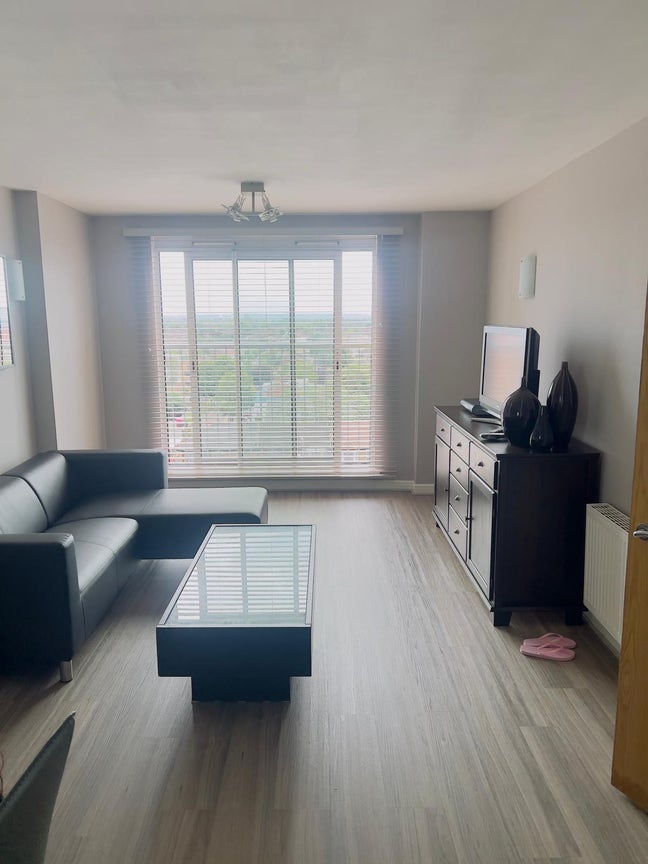 One bedroom available for rent Main Photo