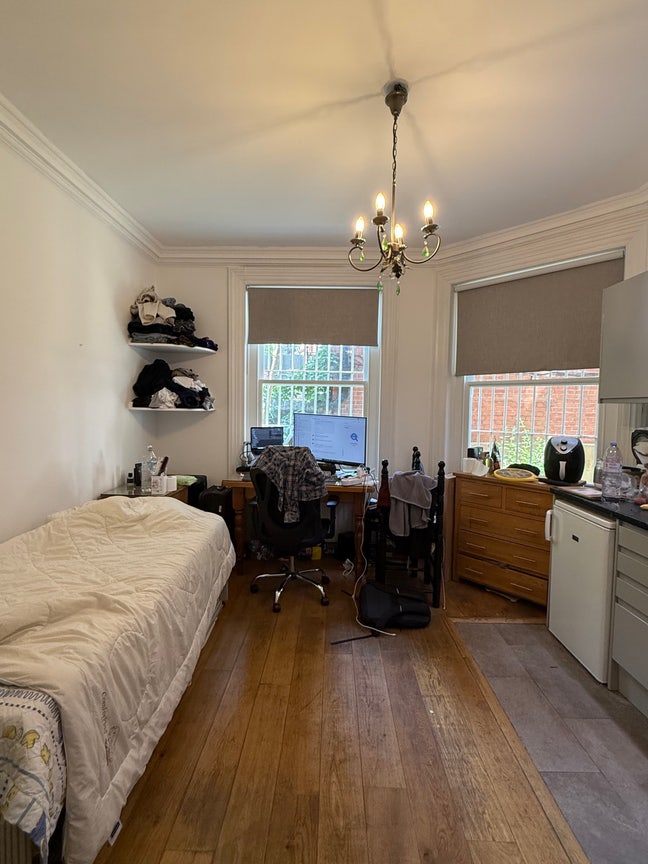 South Kensington Studio 28 Dec - 14 Jan Main Photo