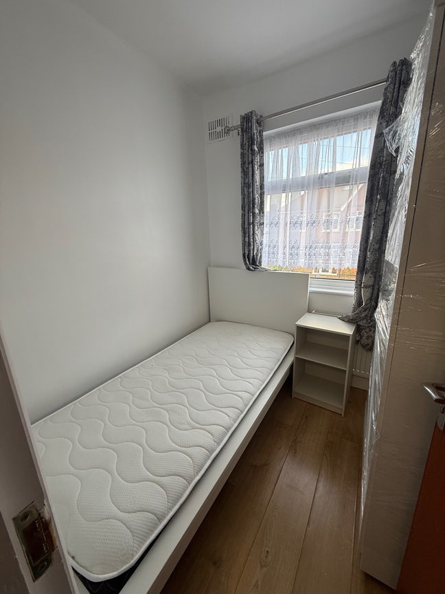 Single room in Wood Green  Main Photo
