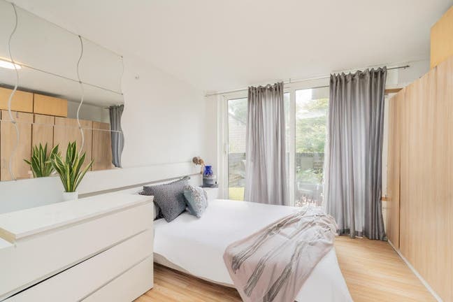 ✨2 Large Rooms Available in Stunning 4-Bed Duplex  Main Photo