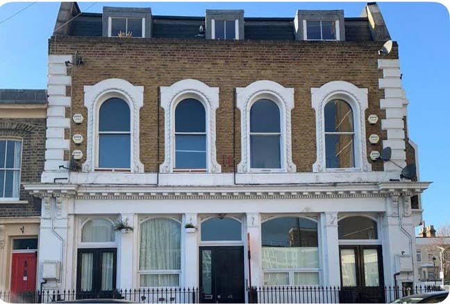 2 bed flat rent for 1 month near Victoria Park Main Photo