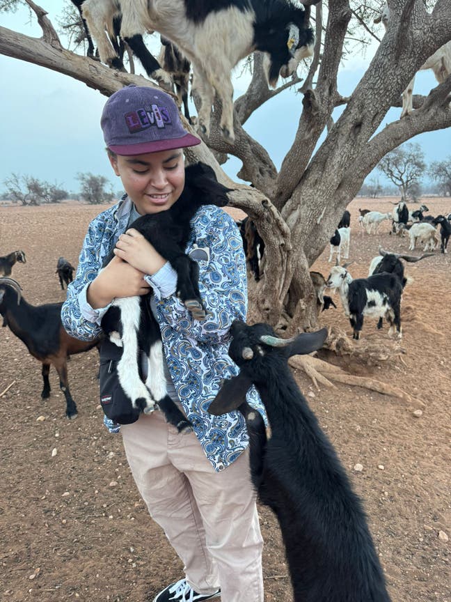 Looking for a room Main Photo