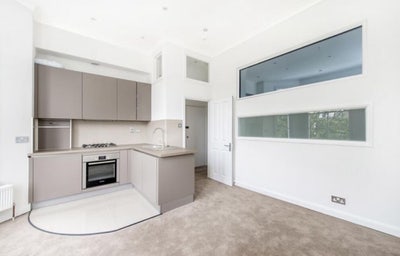 Replacement on double bedroom in Kensington  Main Photo