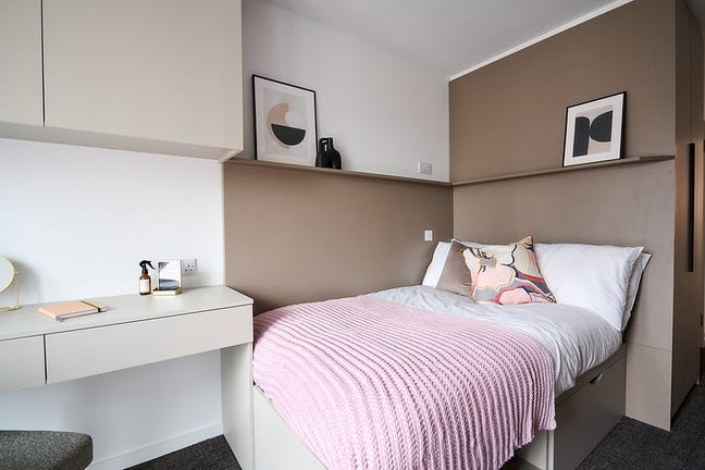 Classic Ensuite Plus at Square Gardens  Main Photo