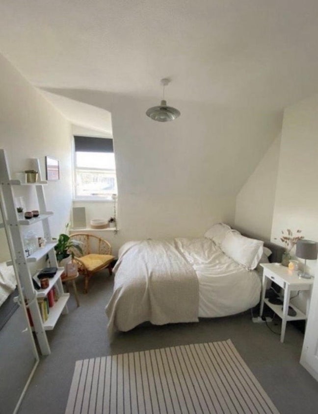 Spacious room in flat just off of Whiteladies Main Photo