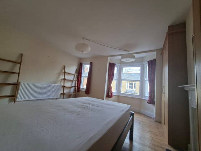 SUNNY LARGE double room, central Oxford, 1 person Main Photo