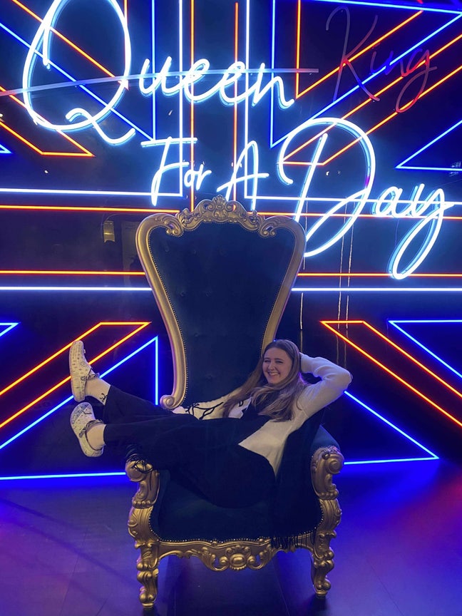 Looking for a room double bed with en-suite! Main Photo