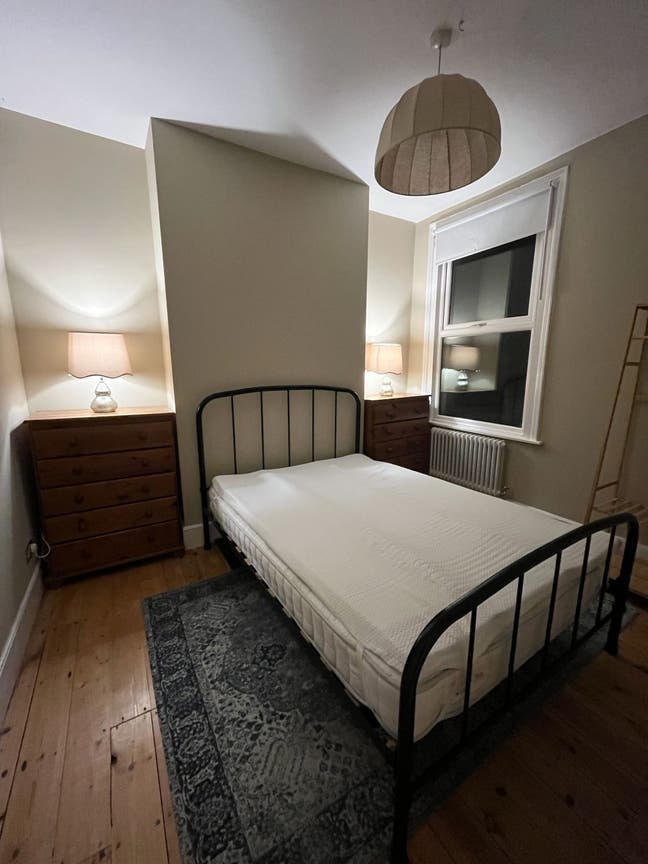 Double room to rent N15 Main Photo