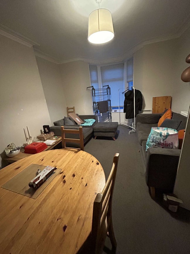 Room to Rent  Main Photo