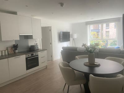 2 bedroom apartment available-Salford Quays Main Photo