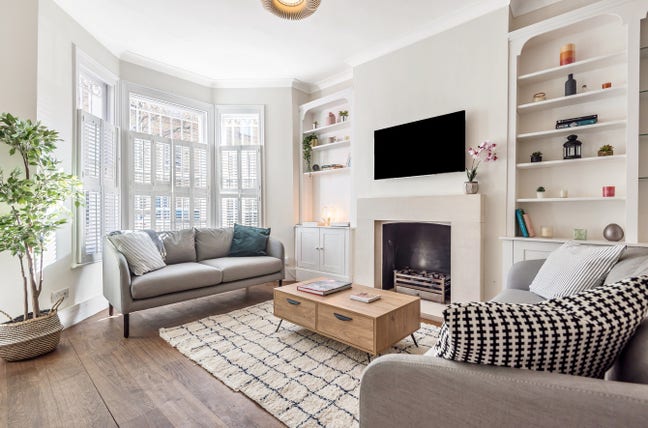 Amazing house and room in Chelsea Main Photo