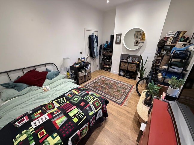 Large Lower Clapton Room Main Photo