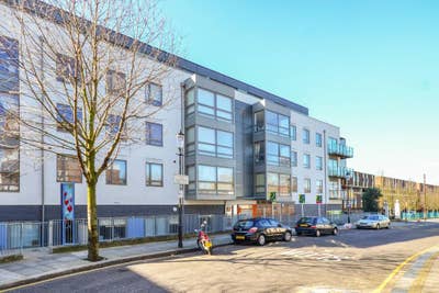 2 bed in Bartholomew House,  Southern Row, North  Main Photo