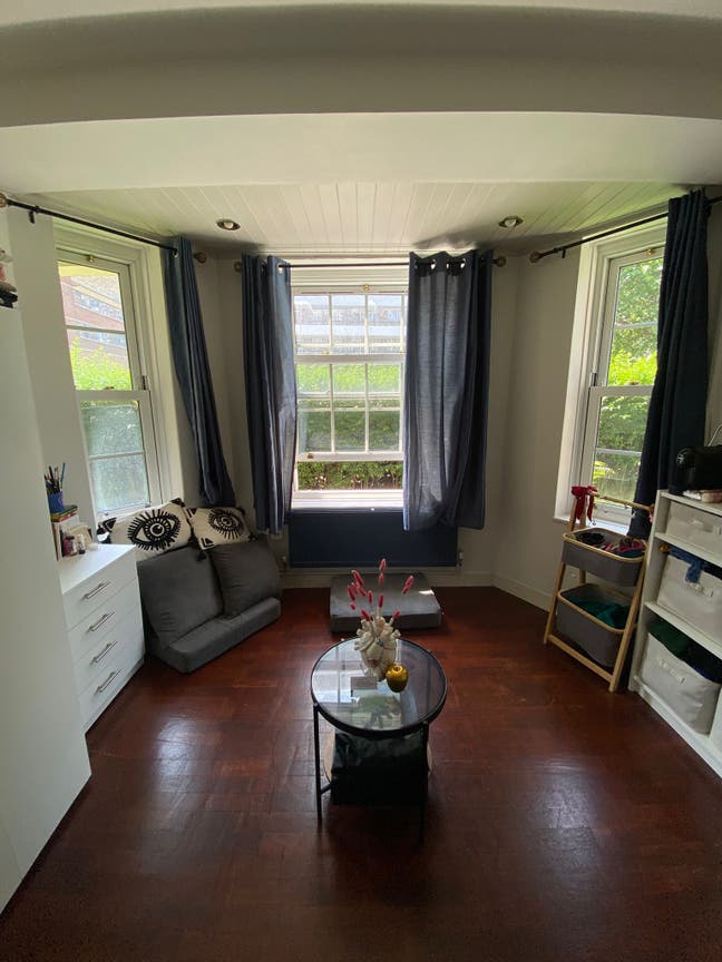 Big room in Old Street £1200 (bills included) Main Photo