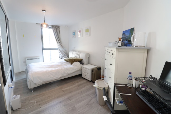 Last beautiful modern en-suite in Aldgate - E1  Main Photo