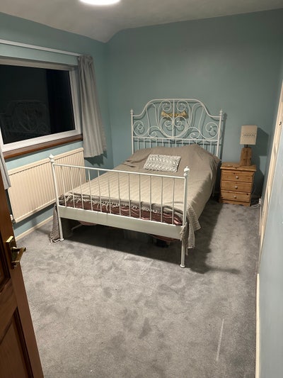 Double room in house with garden. Bills inc. Main Photo