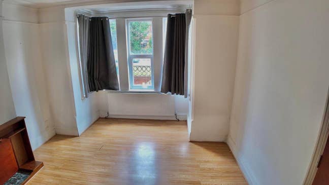 Spacious House Share – LU3 – All Bills Included Main Photo