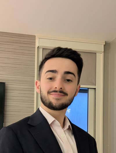 25M Looking for studio/small house share Reading Main Photo