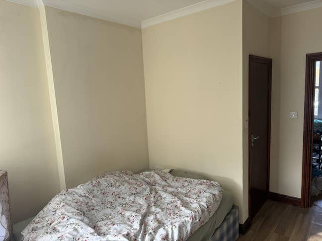 Single bedroom for rent in city centre  Main Photo