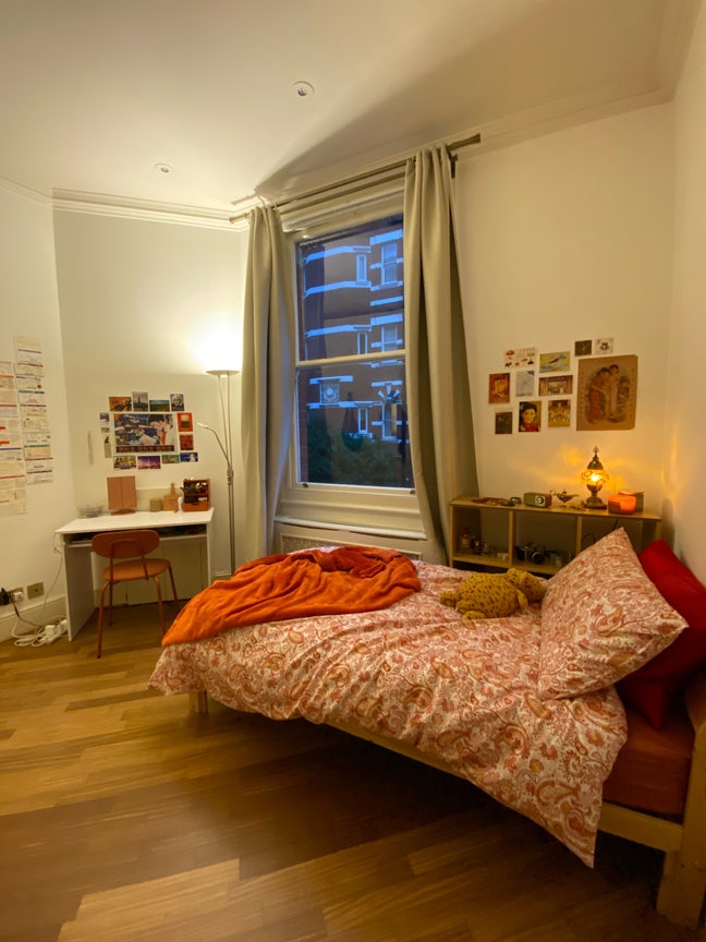 Room available in Earl’s Court February/March 2026 Main Photo