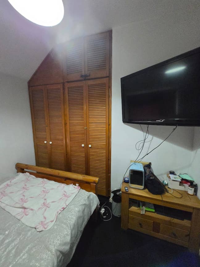 2  double bedrooms for rent in Morley LS27 8RW  Main Photo