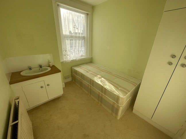 Single room in Willesden Green 5 min walk station Main Photo