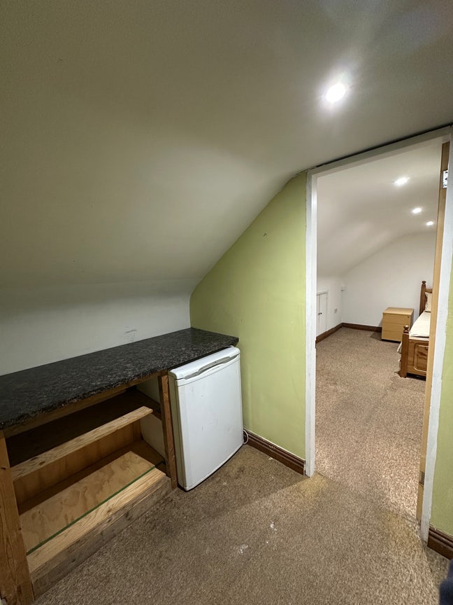 Double Room Available For Rent in Woolwich  Main Photo