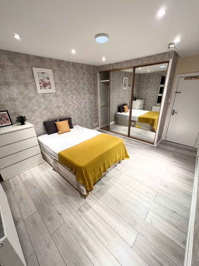 Luxury Double Room in Kilburn Area, Zone 2 Main Photo