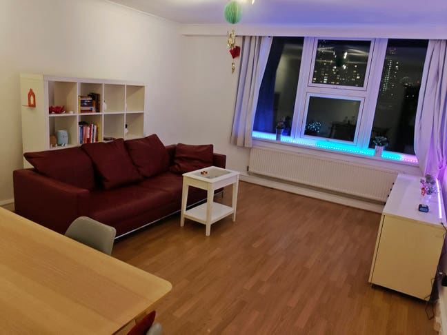 Stunning Waterside Living in London SE16 Main Photo