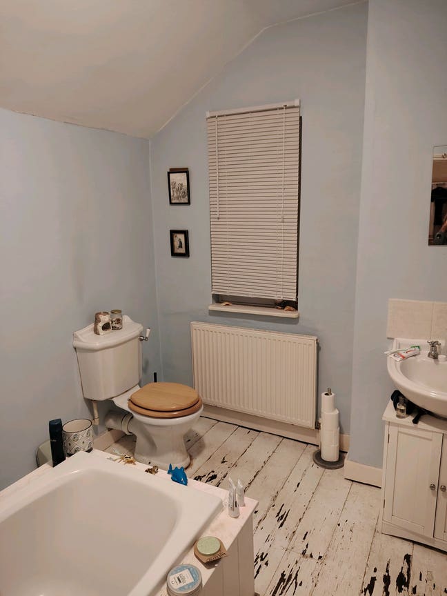 Large room for rent  Main Photo