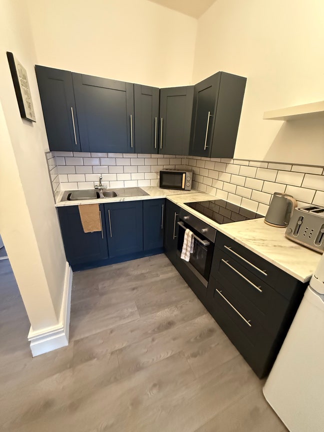 Ground floor flat  Main Photo