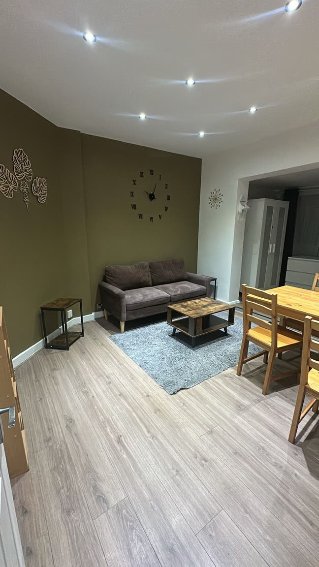 Flatmate required for a friendly household  Main Photo