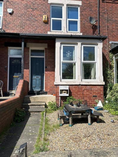 £382/pcm -1 bedroom available for tenancy takeover Main Photo