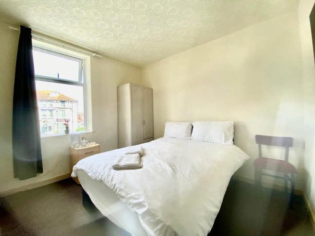 Double room Ensuite - Blackpool North Train Main Photo