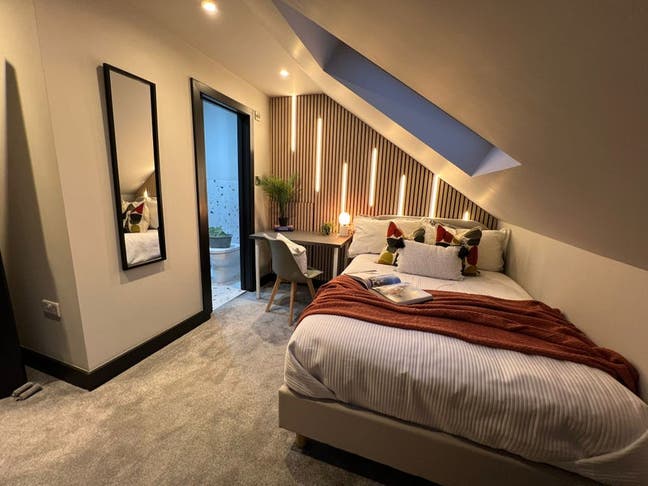 Spacious Ensuite Double Room in Hither Green SE12 Main Photo