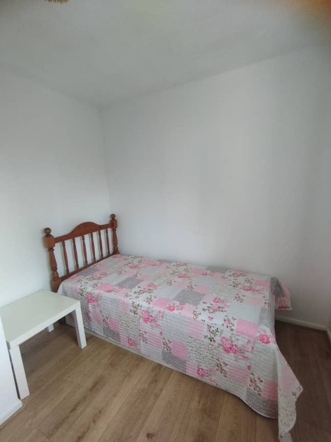 Single room available sw16 london
 Main Photo