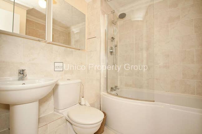 Awesome 1 bed apartment 4min train to LDN Bridge Main Photo