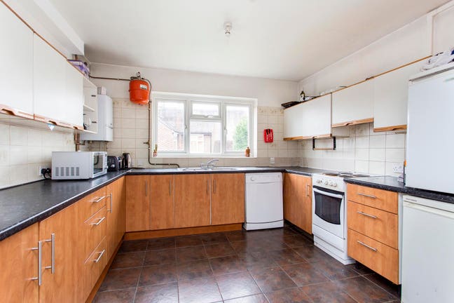 ✨ Stylish Double Room Near Haringey GL ✨ Main Photo