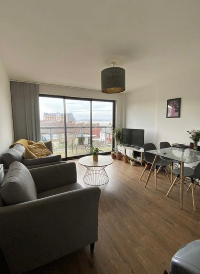 Double room with balcony and en-suite Main Photo