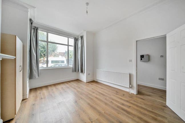 Spacious Double Rooms in Camden Square - NW1 Main Photo