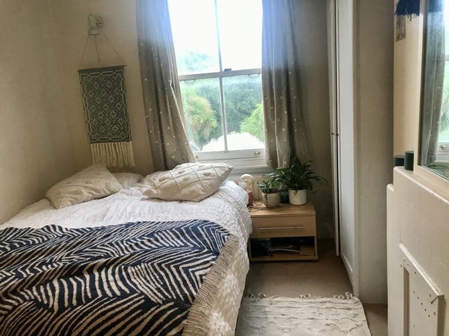 Double bedroom available – starting Jan 9th Main Photo
