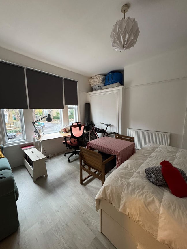 Studio for rent, Brockley, with shared garden Main Photo