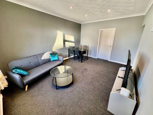 2 Bed Flat, Lochgelly, **Bills included** Main Photo