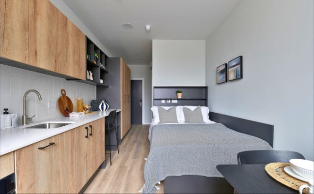 Available 01/01/2026 - Tenancy Takeover Studio Main Photo