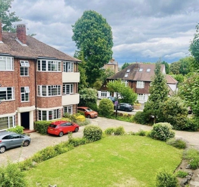 🏡 Bright 2-bed flat in Queens Keep Main Photo