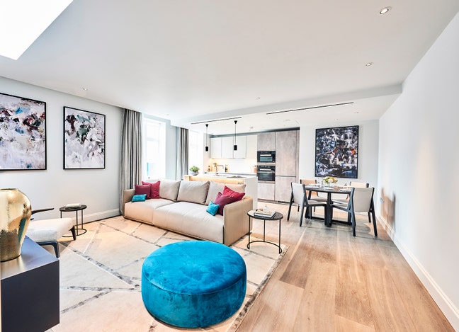 1-bedroom Furnished Flat off Kings Road Main Photo