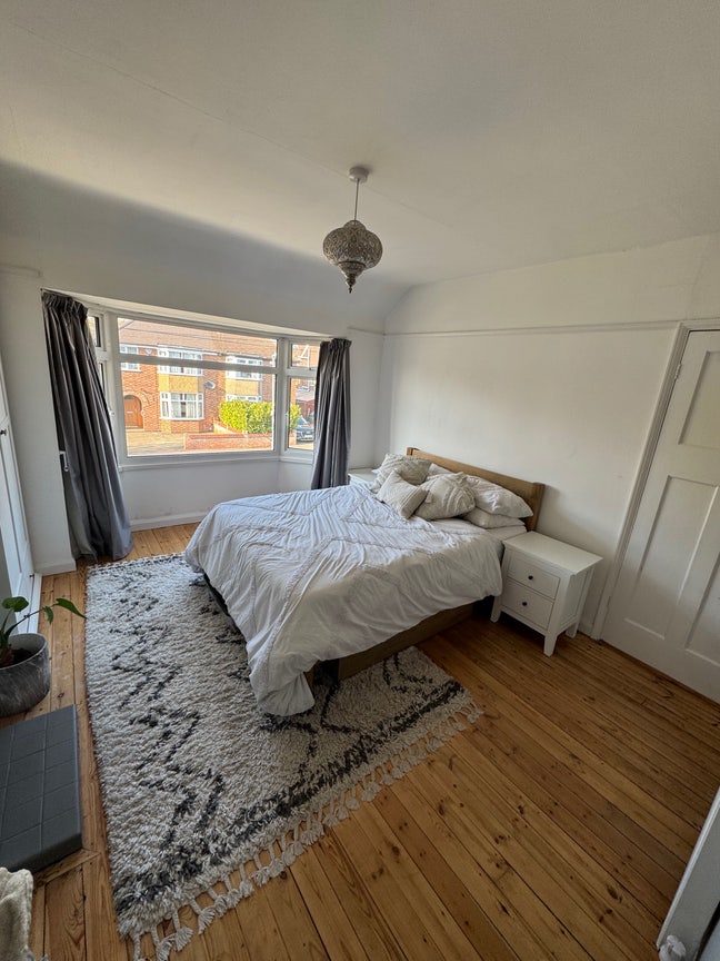 Large double room near mill road and addenbrookes  Main Photo